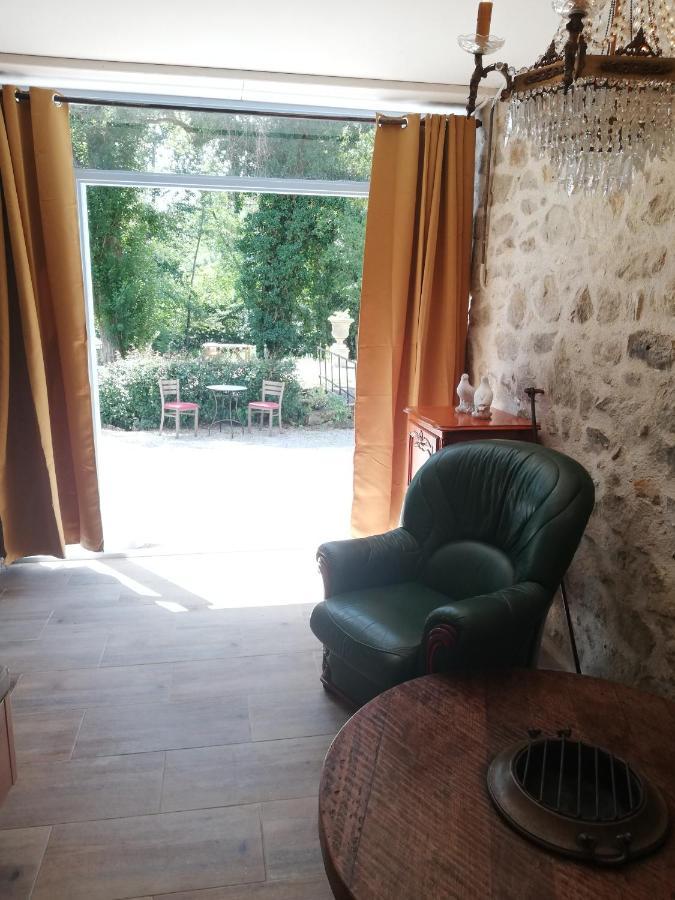 Chambre D'Hote Moulin Du Breuil. Pionnat Exterior foto